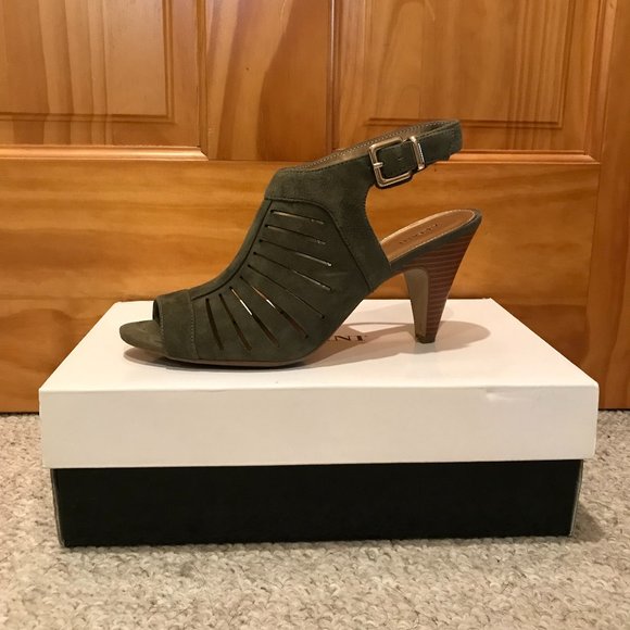 Alfani Primere Green Slingback Heeled Sandals - Picture 2 of 11